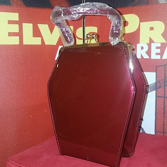 Tatyana Die For Purse BURGUNDY RED Kiss Snap - Picture 6 of 8